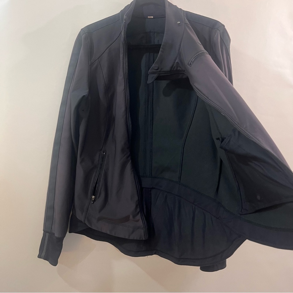 Lululemon Keep It Up Jacket size 10 - Picture 9 of 14